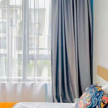 Luxurious 1bdr With Parking