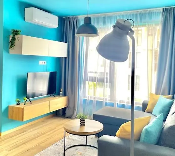 Lägenhet Luxurious 1bdr By Kvartiri Ltd