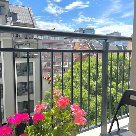 Luxurious 1bdr By Kvartiri Ltd 索菲亞